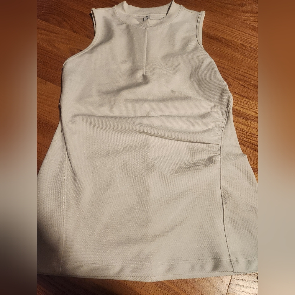 Athleta white workout tank top